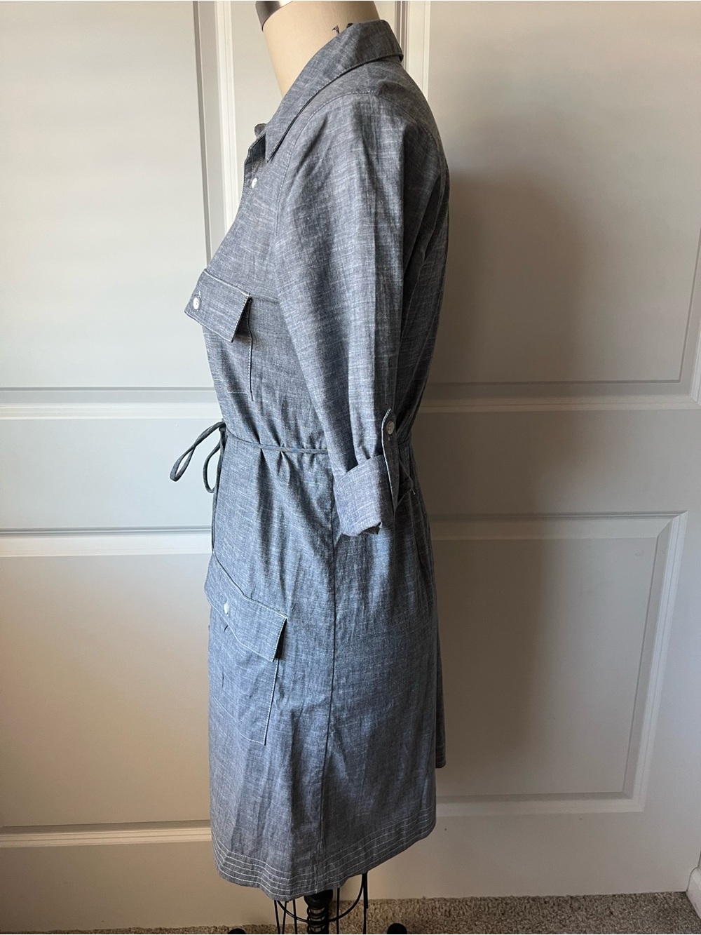 New Women's Cotton Chambray Utility Shirt Dress with Drawstring Waist - Picture 4 of 7